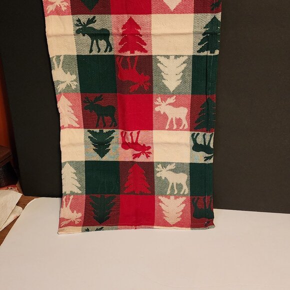 Park Imports Table Runner - Picture 4 of 4